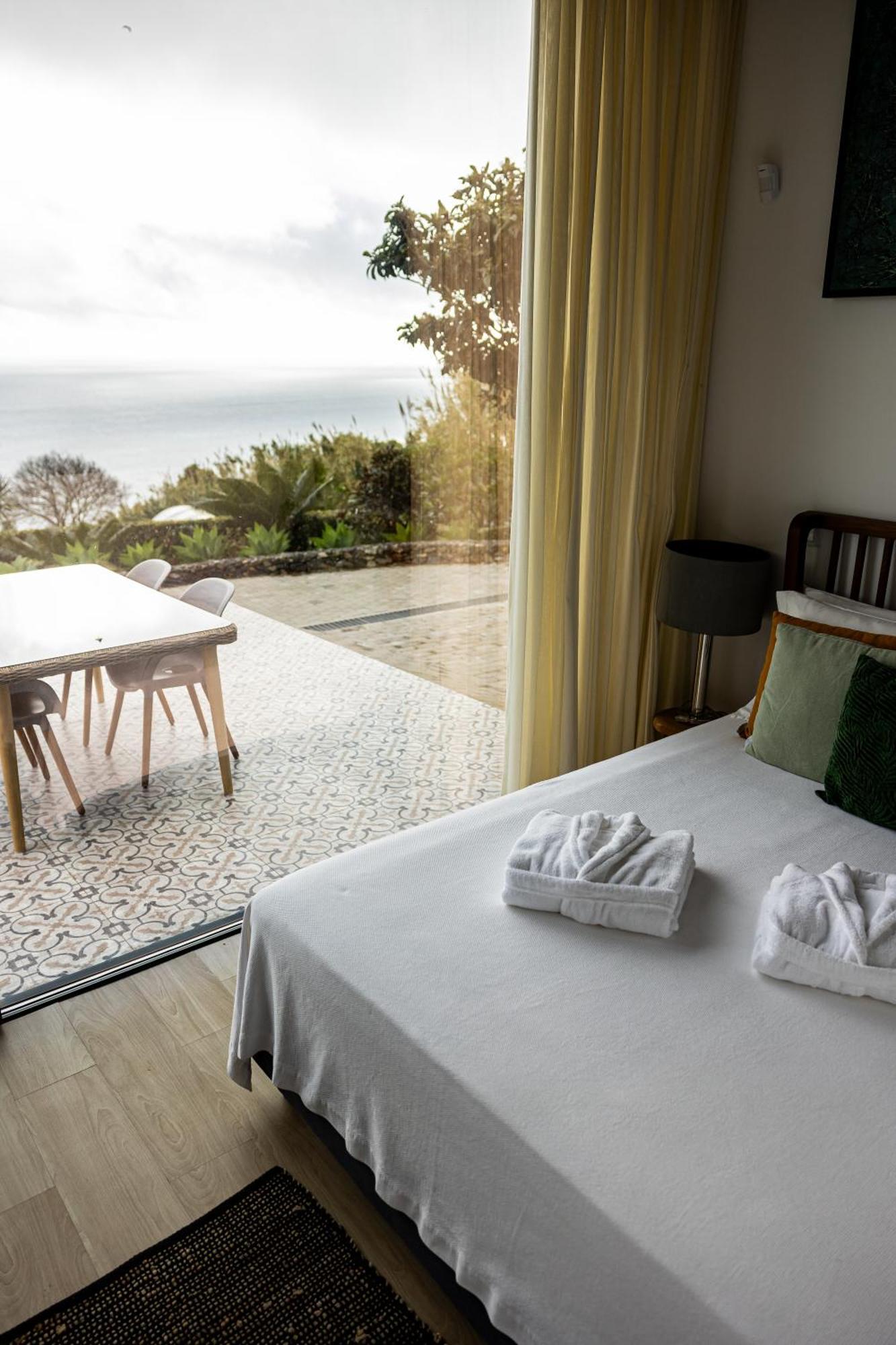 Idonea Bed & Breakfast Ponta Garca Ngoại thất bức ảnh